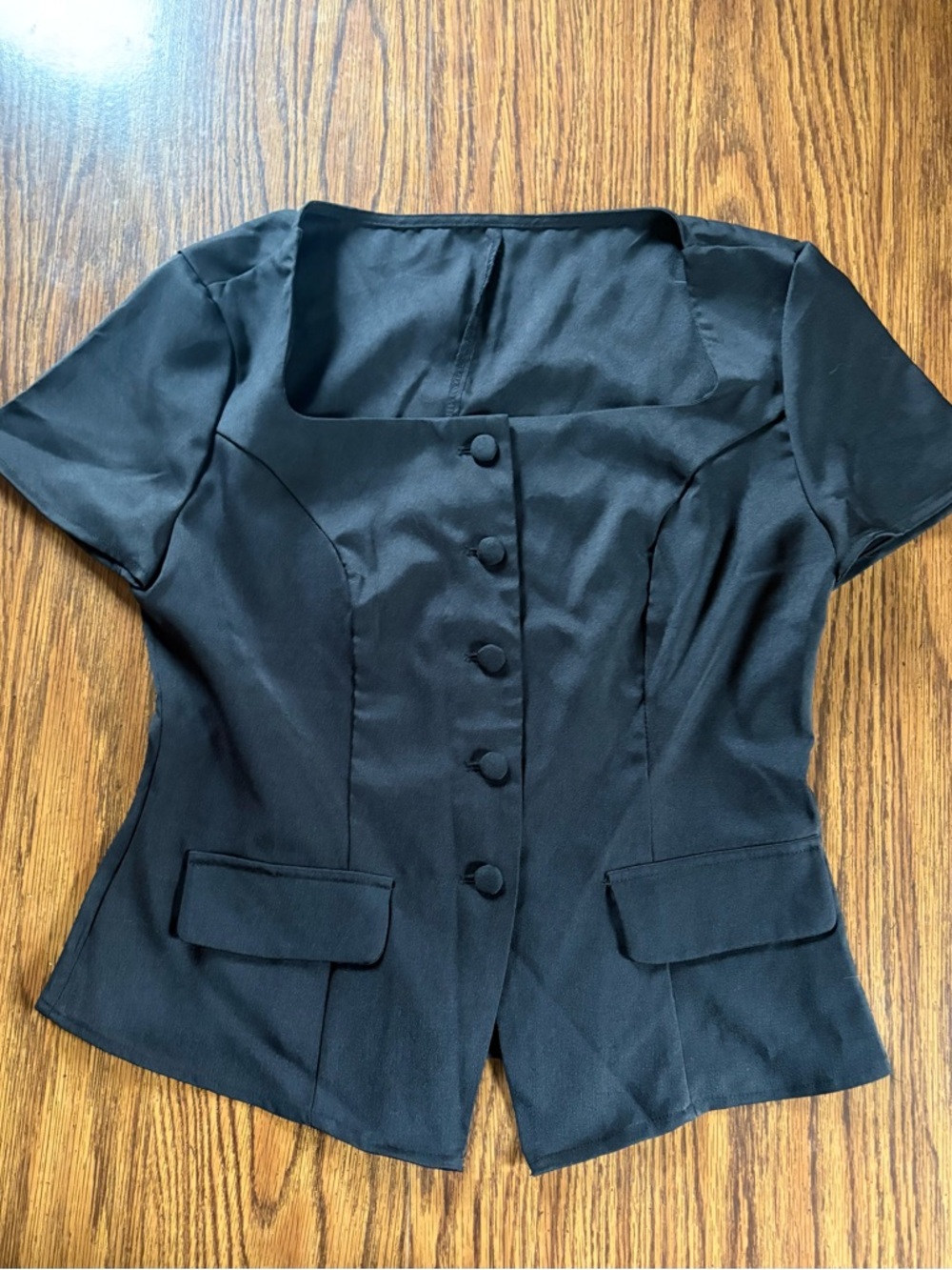 SHEIN Black Short Sleeve Square Neck Button Front Blouse